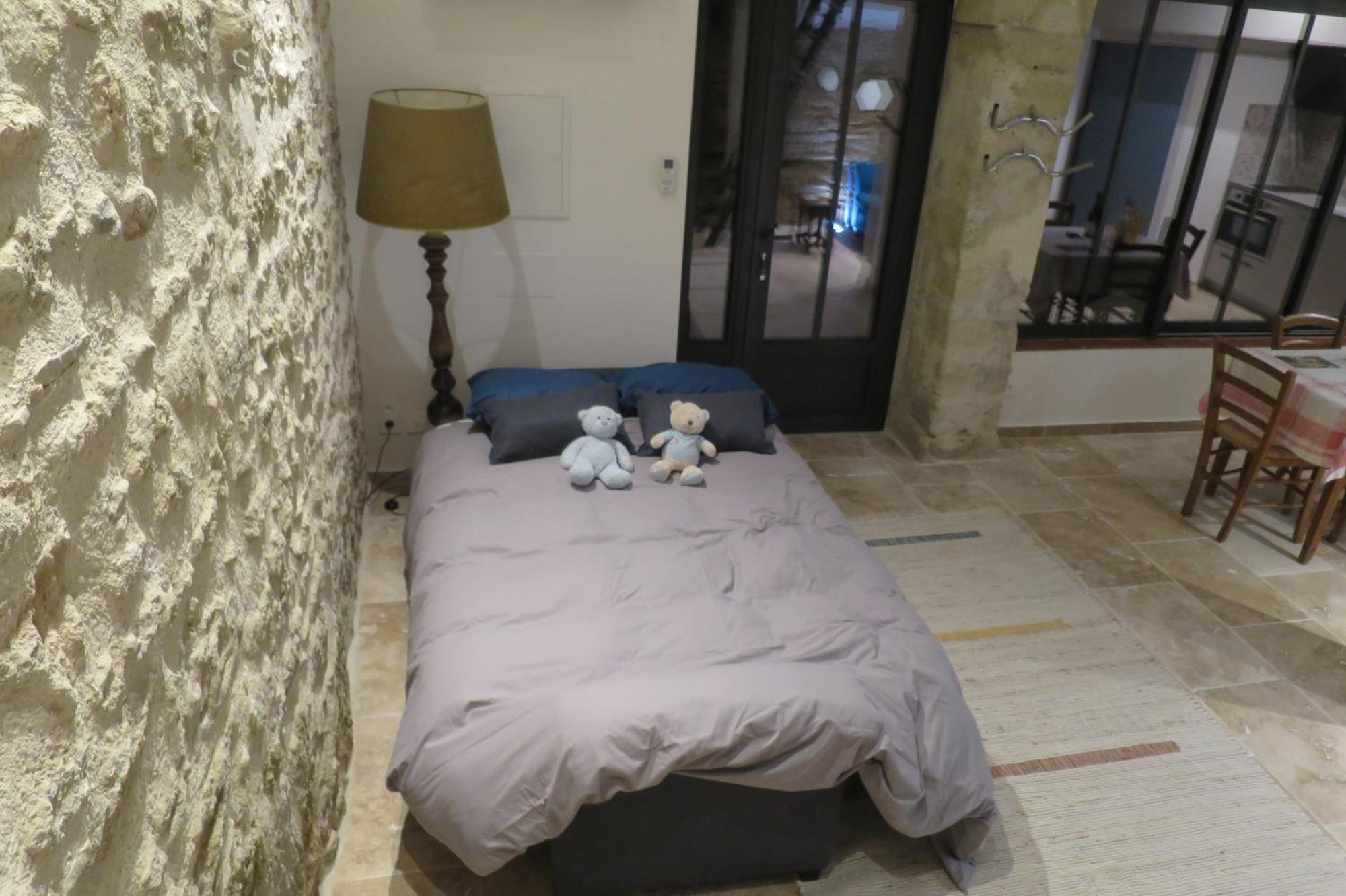 La Grotte Apartment Serignan-du-Comtat ภายนอก รูปภาพ