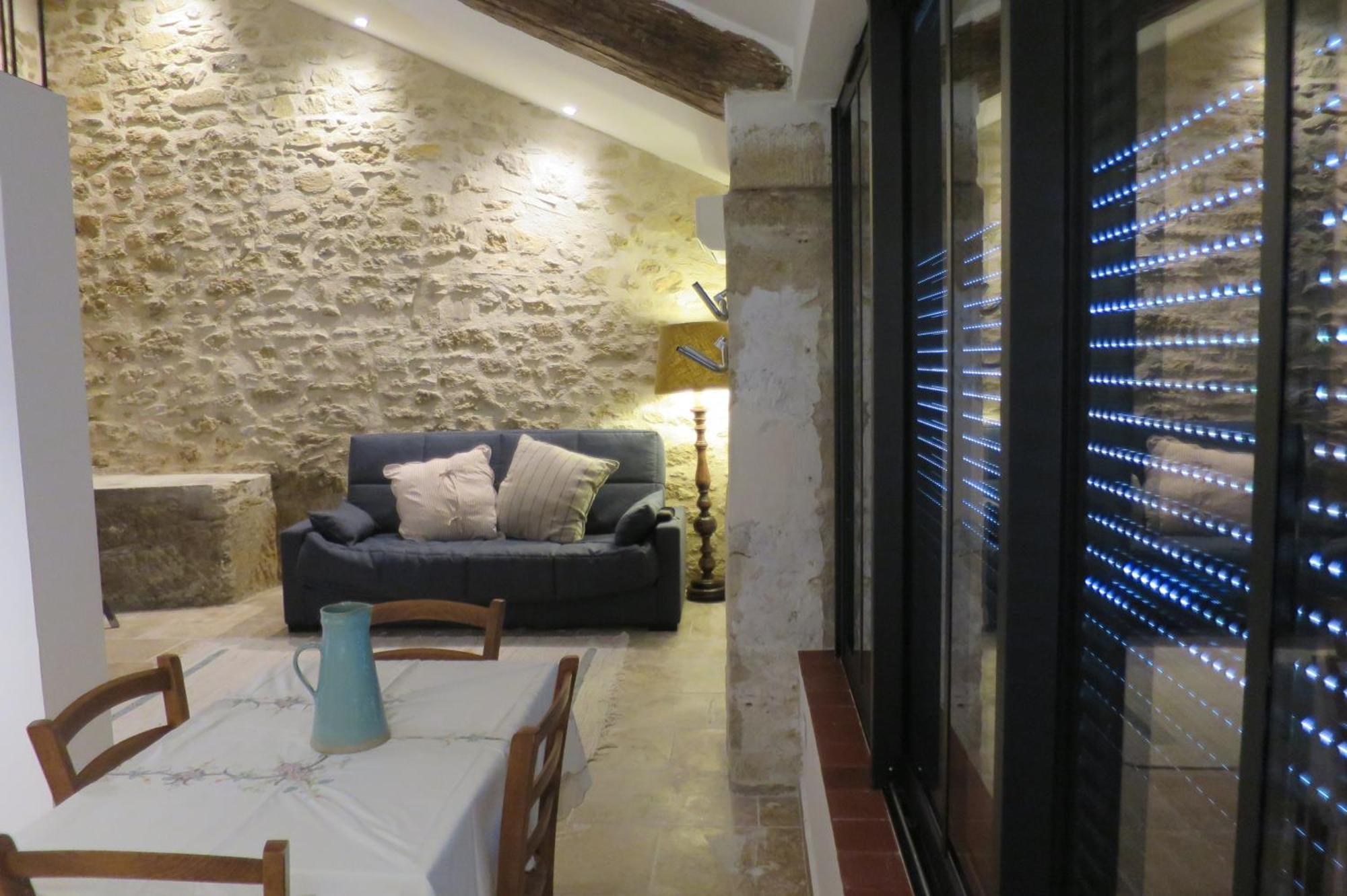 La Grotte Apartment Serignan-du-Comtat ภายนอก รูปภาพ