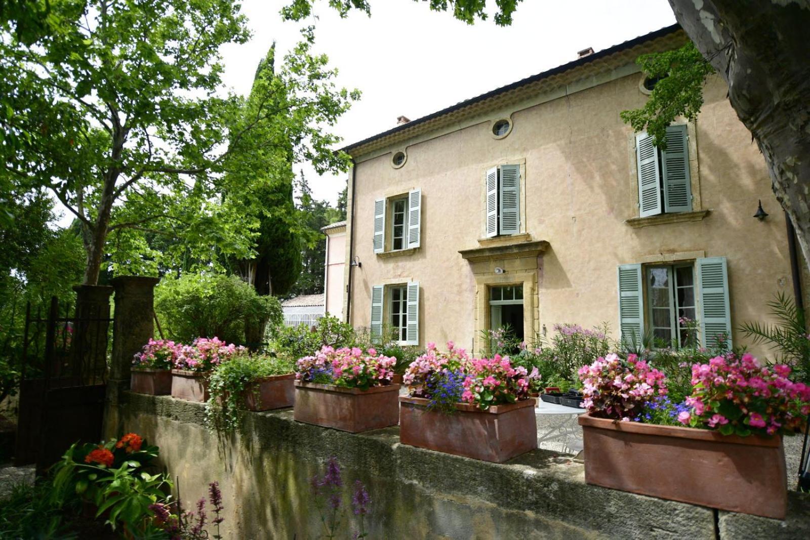 La Grotte Apartment Serignan-du-Comtat ภายนอก รูปภาพ